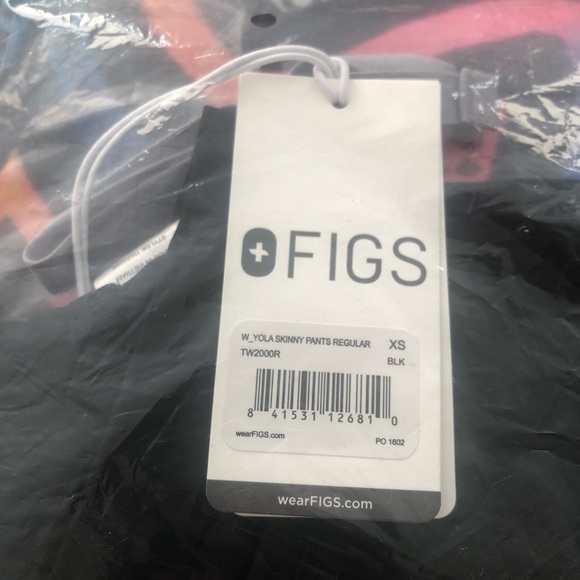 Figs XS - Picture 2 of 2